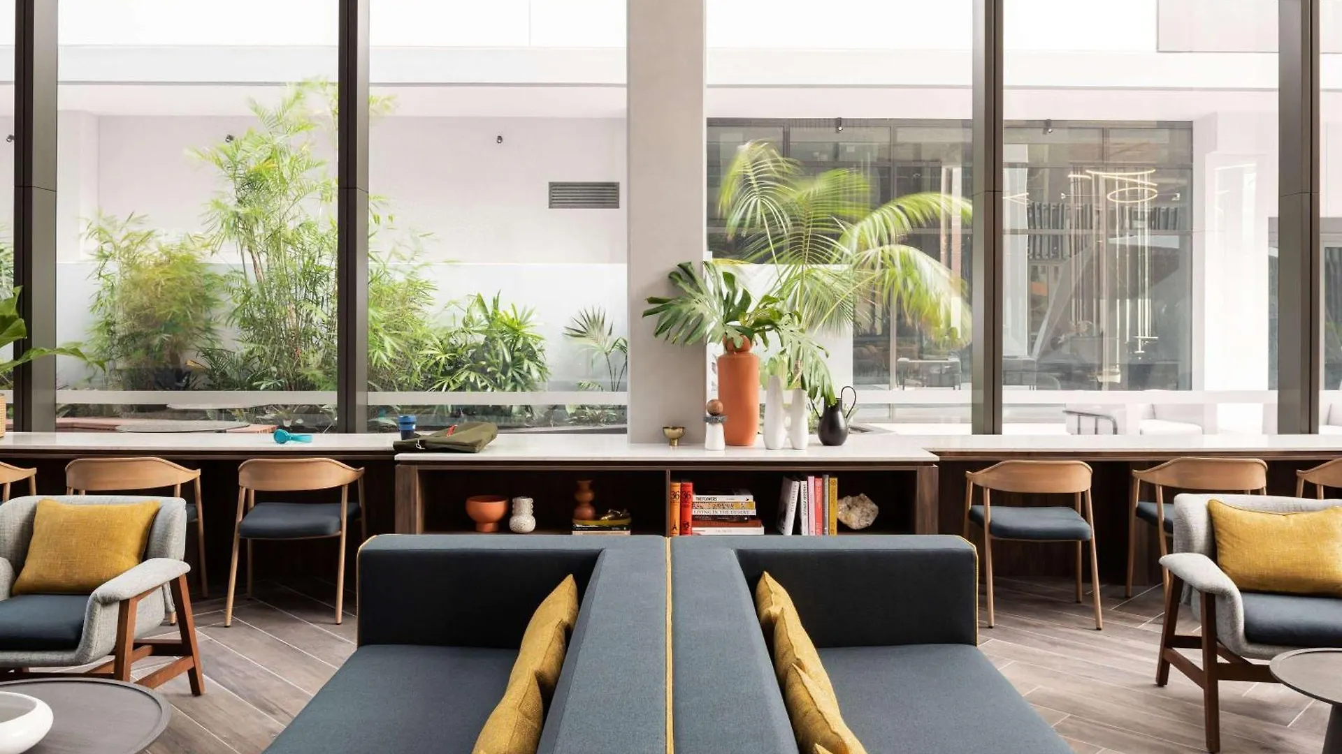 **** Hotel Novotel Perth Murray Street Australia