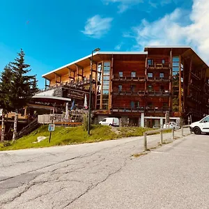 Appart hôtel Les Balcons De Recoin -