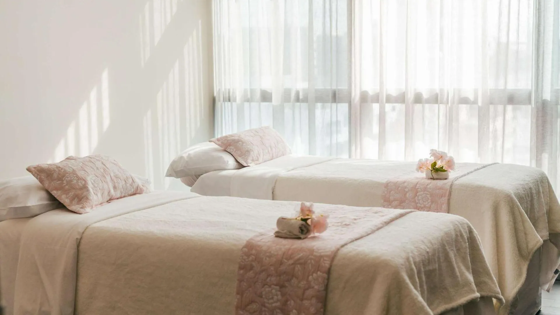 **** Hotel Novotel Perth Murray Street Australia